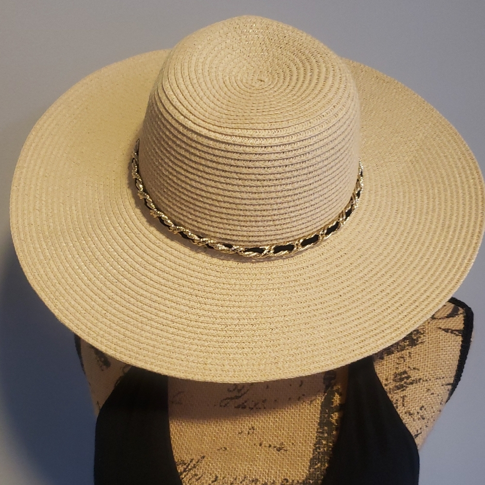 Elegant Cream Wide-Brim Hat with Gold Chain